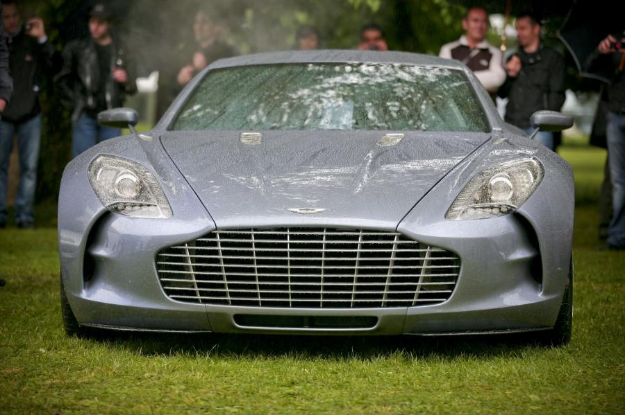 Детали экстерьера Aston Martin One-77 2010 года  (фото 25 из 89)
